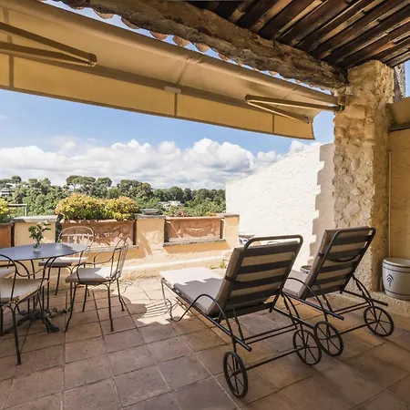 Chateau Le Cagnard-3